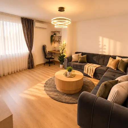 Obsidian 2 - Modern Near Airport With Free Parking Apartamento Saraievo