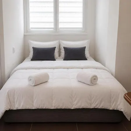 Obsidian 2 - Modern Near Airport With Free Parking Apartment Sarajevo